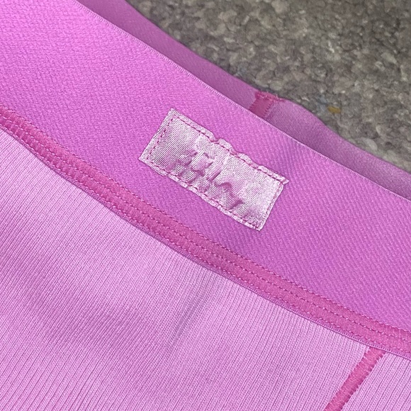 NWT! RARE SKIMS Bubblegum Pink Rib Sleep Boxer Shorts - HTF - Picture 10 of 13